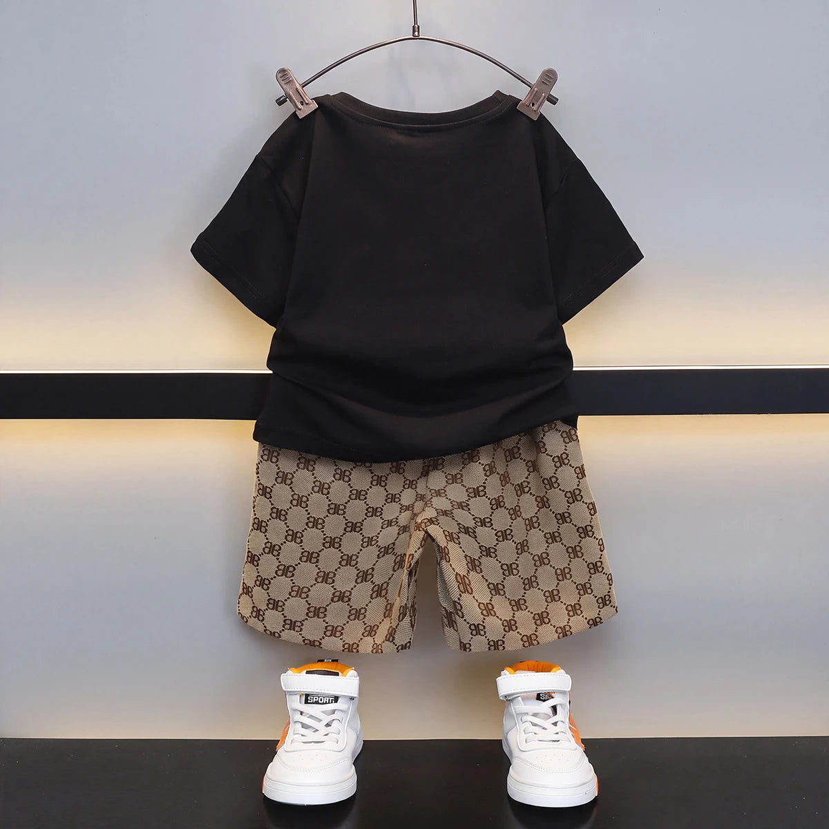Boys Black Short Sleeve Bear Applique T-Shirt With Shorts Sets 2 pc. Sets