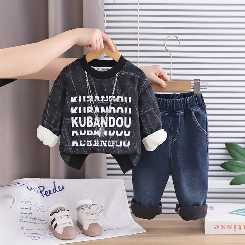 Boys Black Typographic Printed Sweatshirt With Denim Pants Set Sets Black 1-2 Y