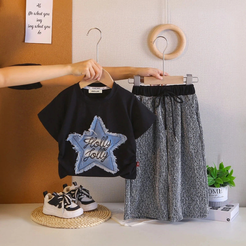Girls Black Frayed-Denim Star Applique T-Shirt With Wide-Leg Textured Pant Sets Sets Black 1-2 Y