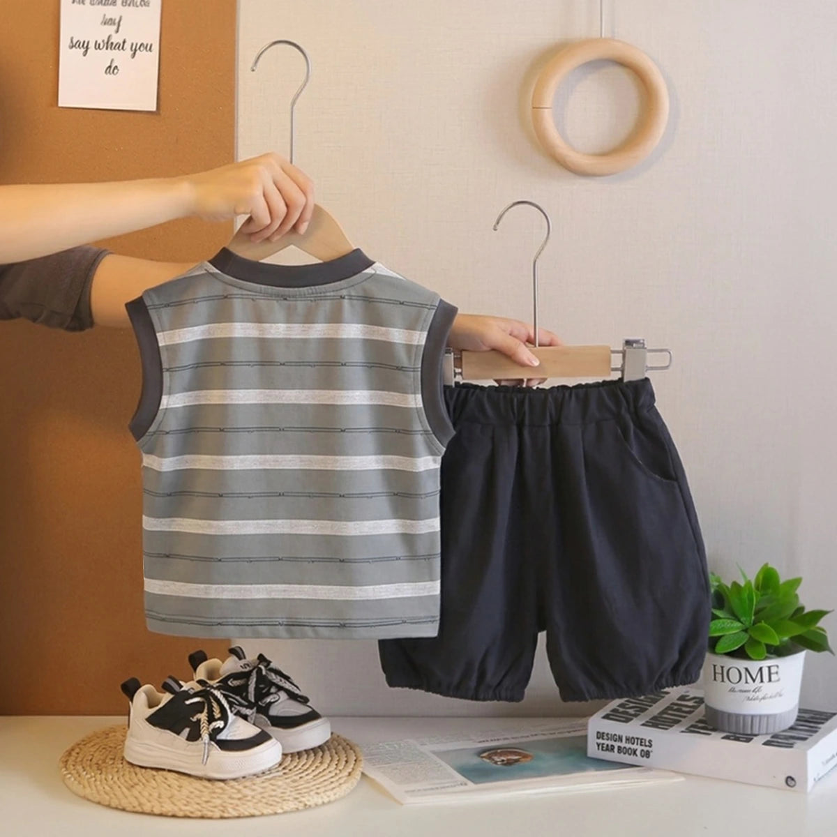 Boys Grey Animal Striped Sleeveless T-Shirt With Elasticated Shorts Sets 2 pc. Sets