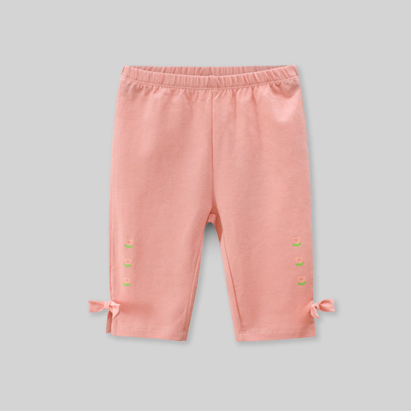 Girls Printed Knee Length Capri Capris   