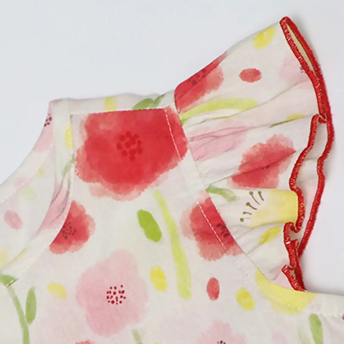 Girls Red Floral Print Tiered Dress With Flutter Sleeves Casual Dresses