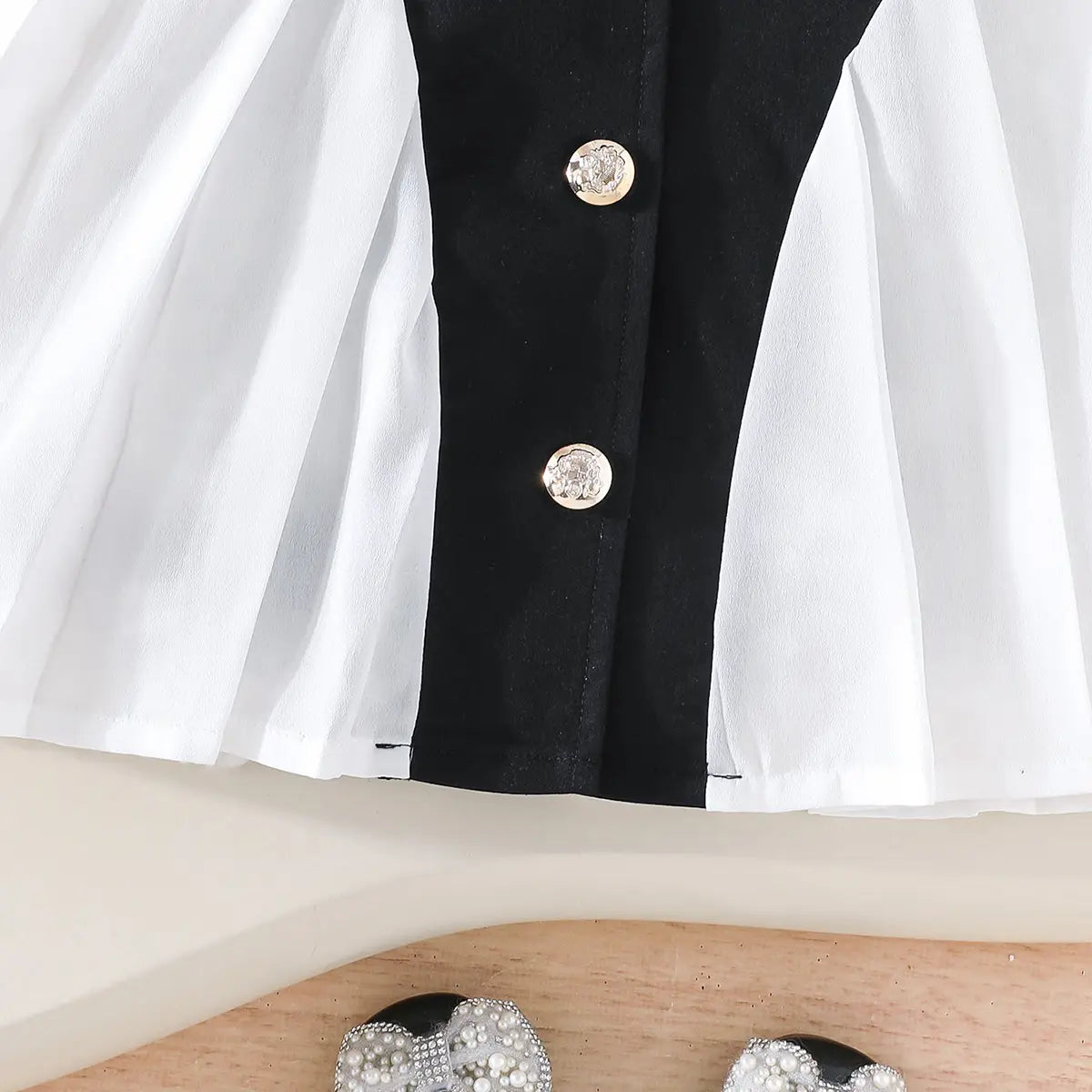 Girls Black Puff Sleeves Pleated Fit And Flare Dress Casual Dresses