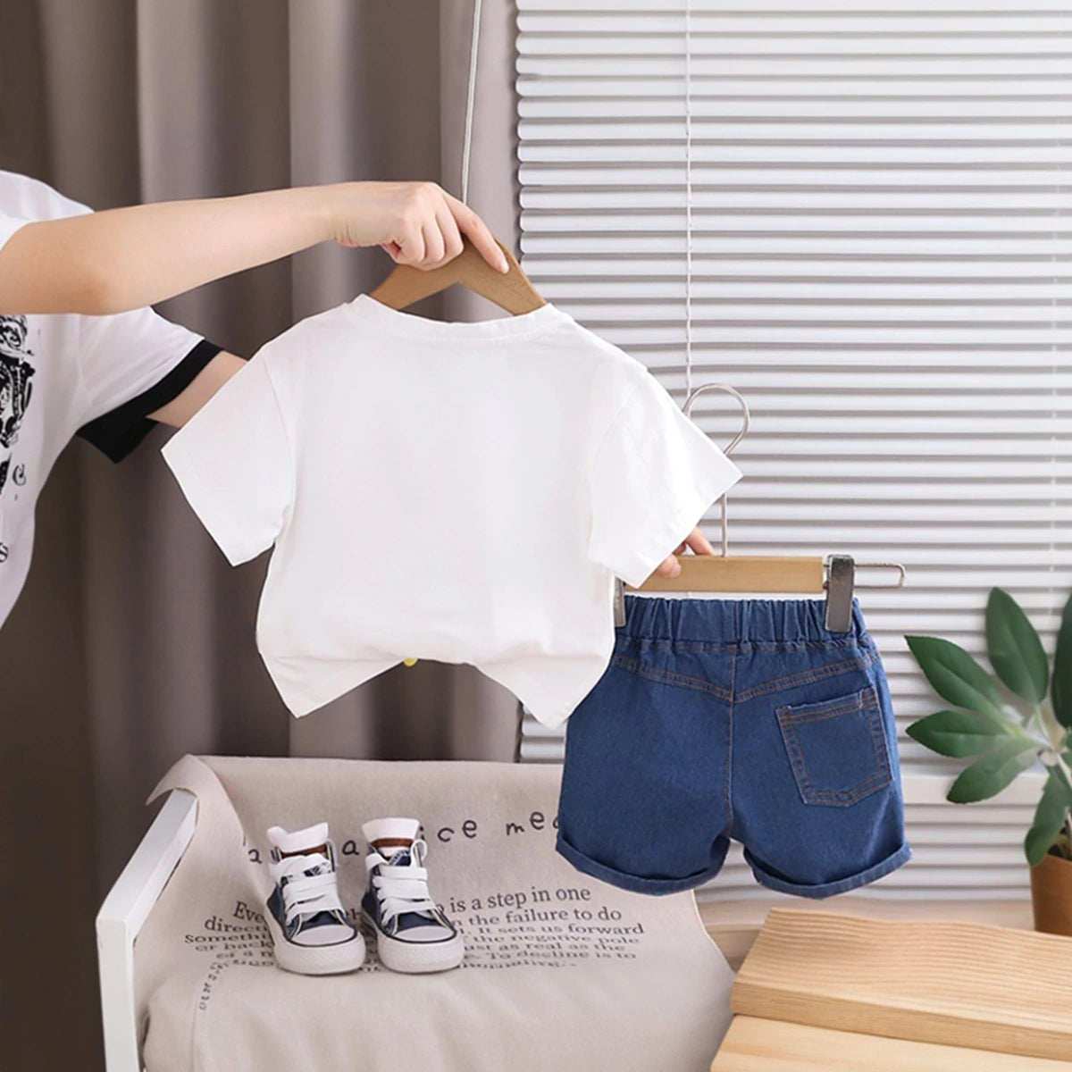 Boys Off White Animal Applique Short Sleeve T-Shirt With Denim Shorts Sets 2 pc. Sets