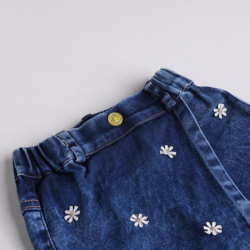 Girls Yellow Floral Applique T-Shirt With Denim Shorts Sets 2 pc. Sets