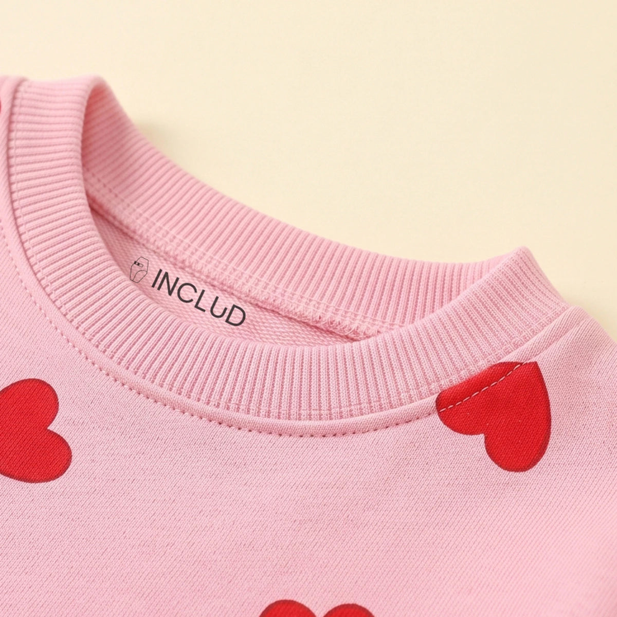 Girls Pink Heart Printed Sweatshirt & Pants Co-ord Sets Sets