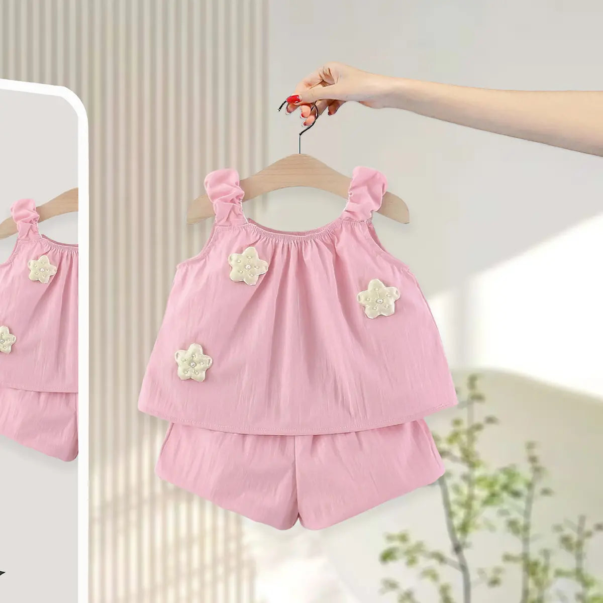 Girls Pink Flower Applique Ruffle Top With Elasticated Shorts Sets 2 pc. Sets Pink 1-2 Y