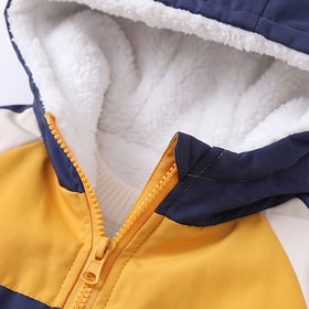 Boys Yellow Color-blocked Back Pocket Fleece Lined Jacket Coats & Jackets