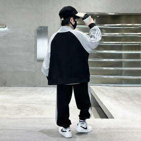 Boys Black Embroidered Sweatshirt With Jogger Sets Sets