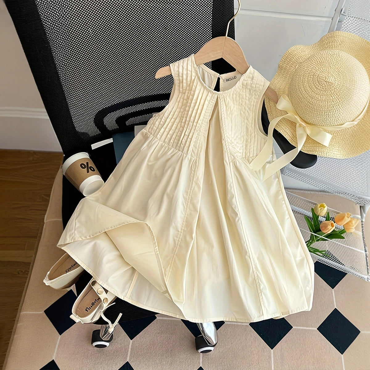 Girls Beige Sleeveless Pintucks Detailed A-line Dress With Hat Casual Dresses Beige 1-2 Y