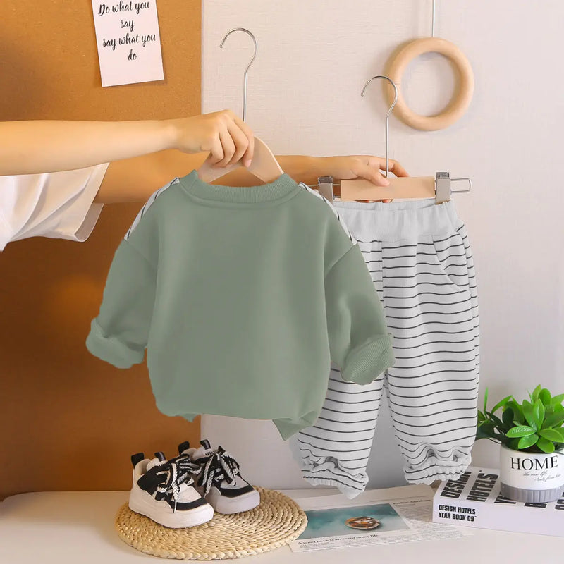Boys Green Stripes Sweatshirt With Jogger Sets Sets