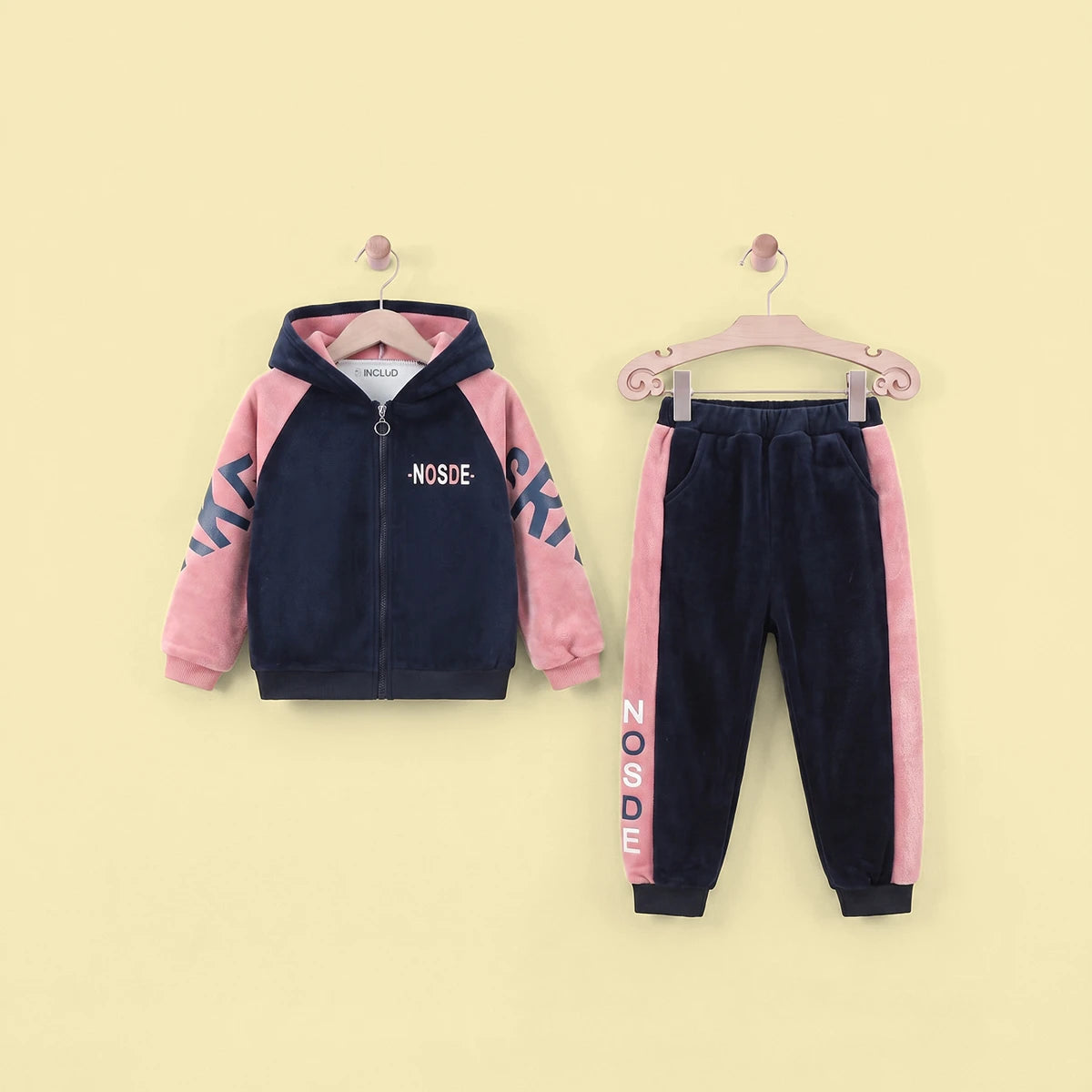 Girls Navy Blue Typographic Printed Hooded Zipper Jacket With Jogger Sets Sets Navy Blue 5-6 Y