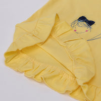 Girls Yellow Heart Graphic Puff Sleeve Top With Floral Shorts Sets Sets