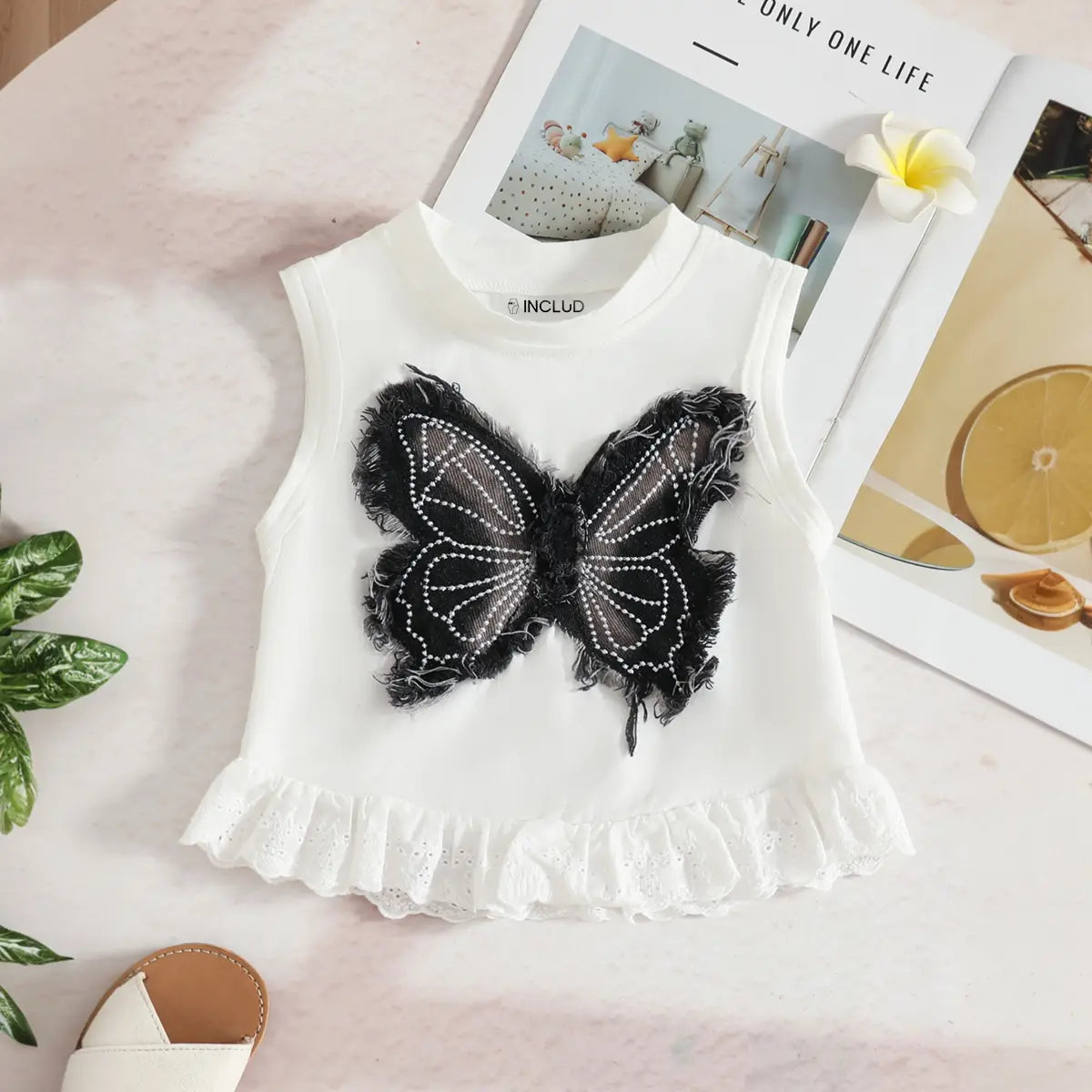 Girls White Butterfly Applique Sleeveless Top With Embellished Denim Shorts Set Sets
