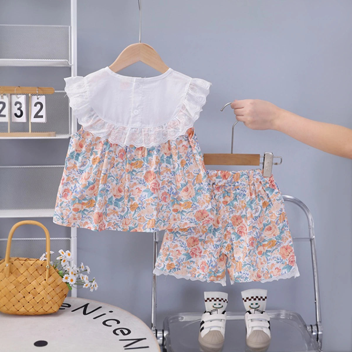 Girls Orange Floral Printed Eyelet Lace Collar Top & Shorts Co-ord Sets Sets