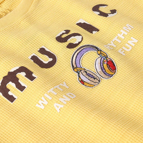 Boys Yellow Music Printed Short Sleeve T-Shirt With Drawstring Shorts Sets Sets