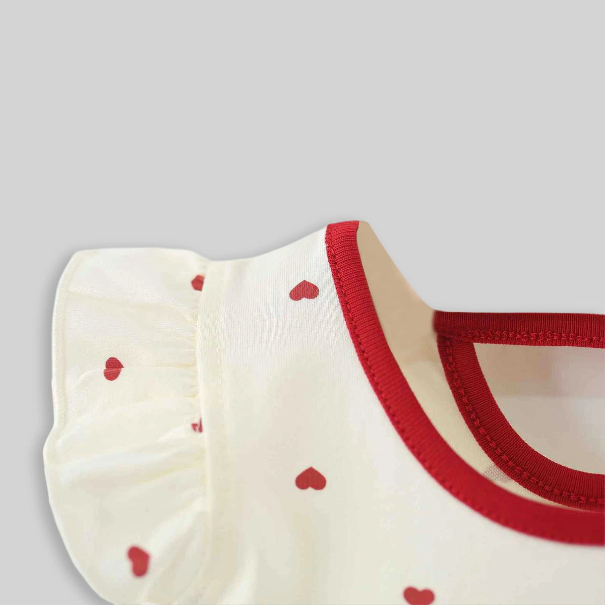 Girls White Heart Printed Flutter Sleeve A-line Dress With Applique Casual Dresses