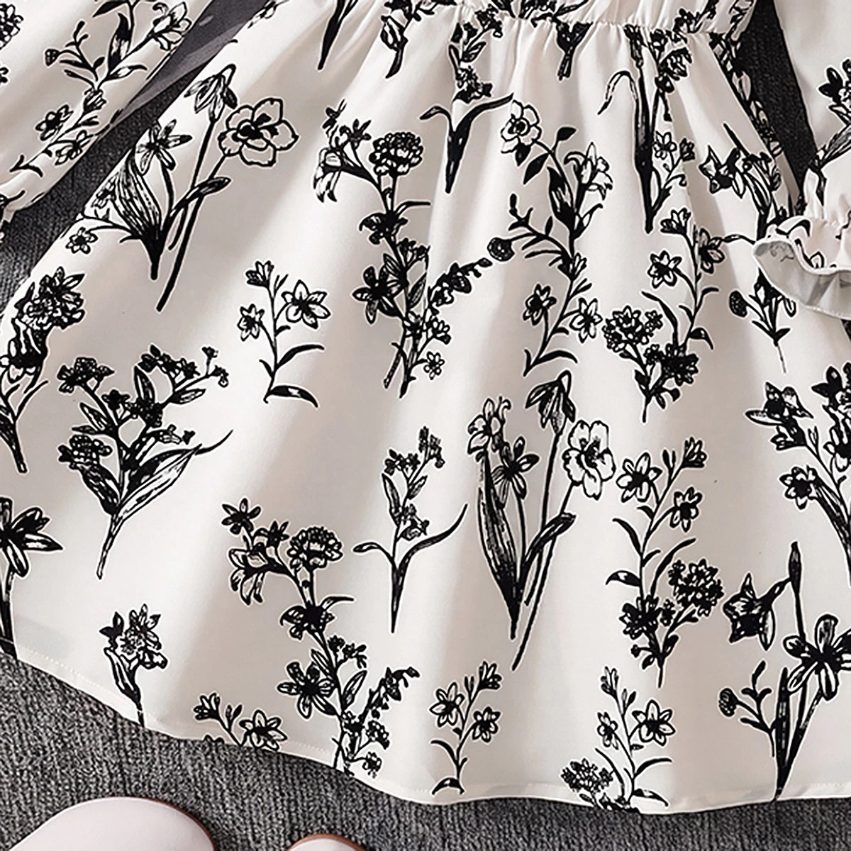 Girls Off White Floral Print Long Sleeve Fit & Flare Dress Casual Dresses