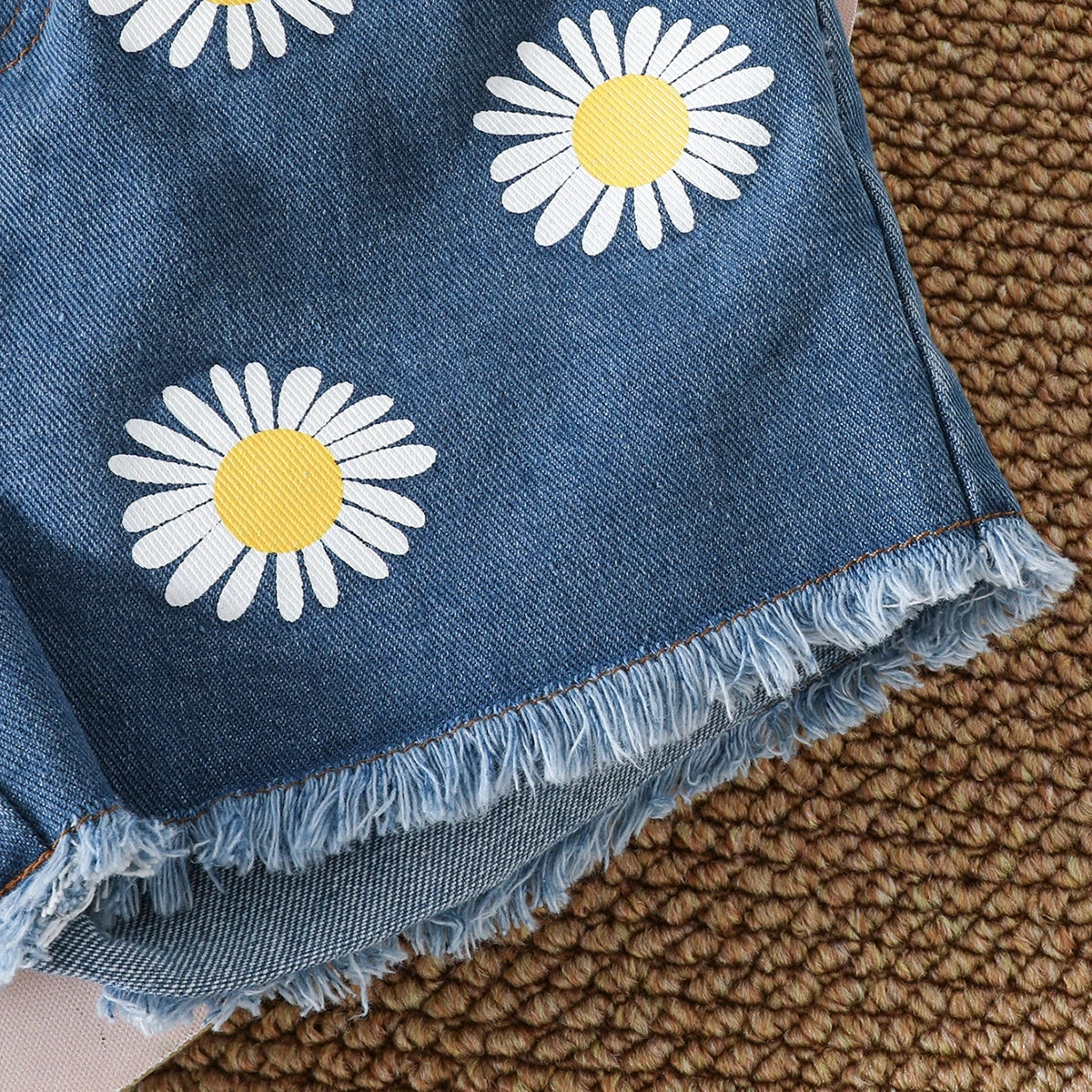 Girls Yellow Ruffle One-Shoulder Top With Daisy Print Denim Shorts Sets Sets