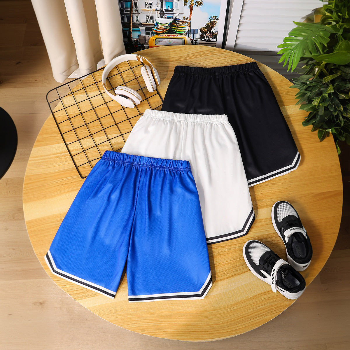 Boys Multicolor Alphanumeric Printed Elasticated Shorts ( Pack Of 3) Shorts