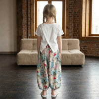 Girls Off White Graphics Top With Floral Printed Crop Pants Set Sets