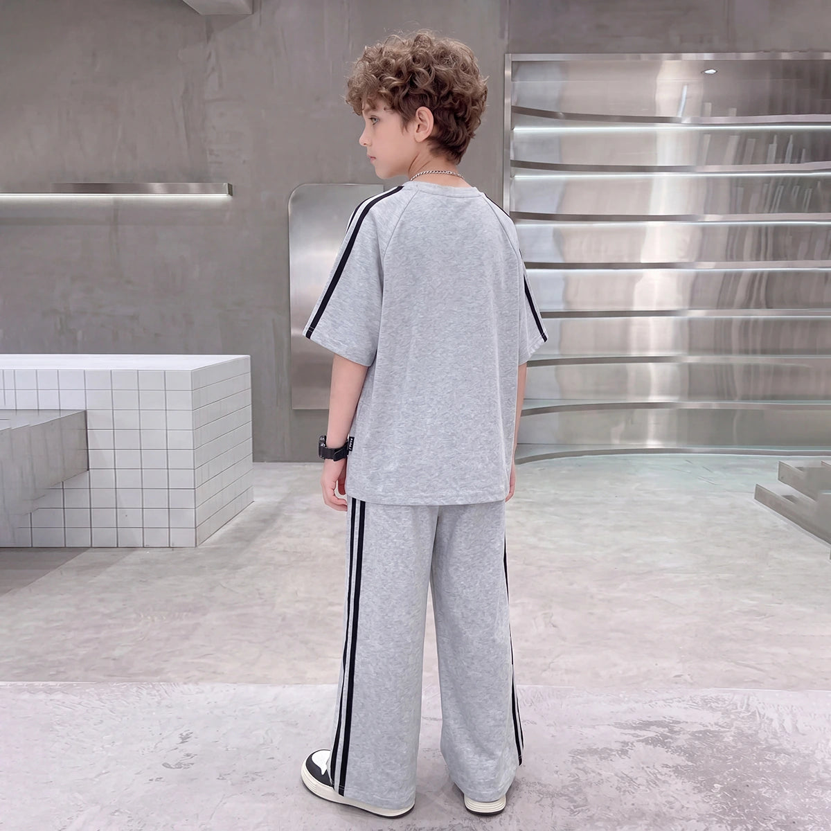 Boys Grey Typographic Raglan Sleeve T-Shirt With Pants Sets 2 pc. Sets