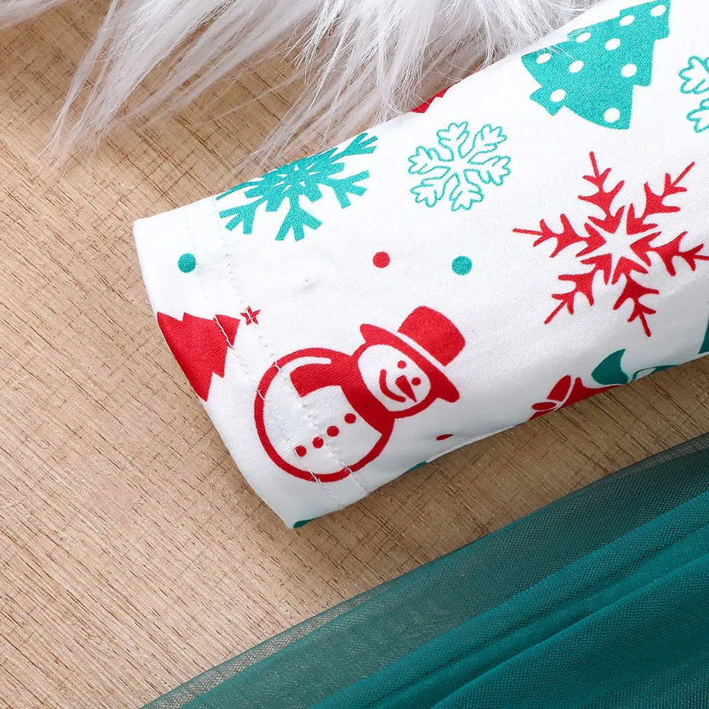 Girls Green Christmas Theme Printed Fit & Flare Dress Casual Dresses