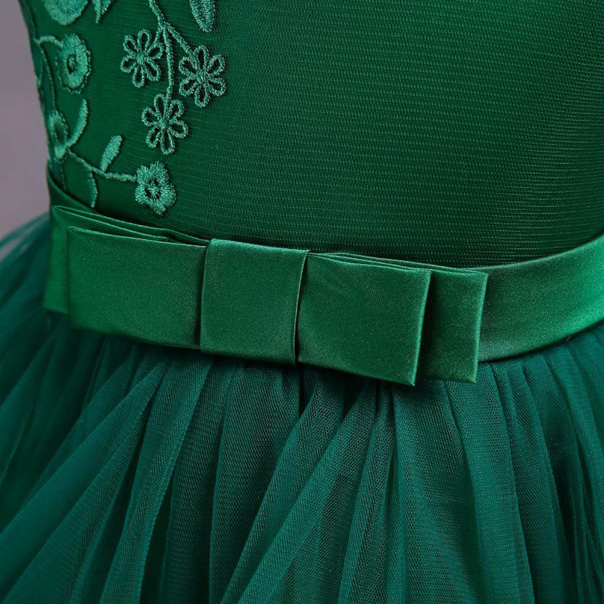 Girls Green Embroidered Sleeveless Layered Party Dress With Bow Party Dresses