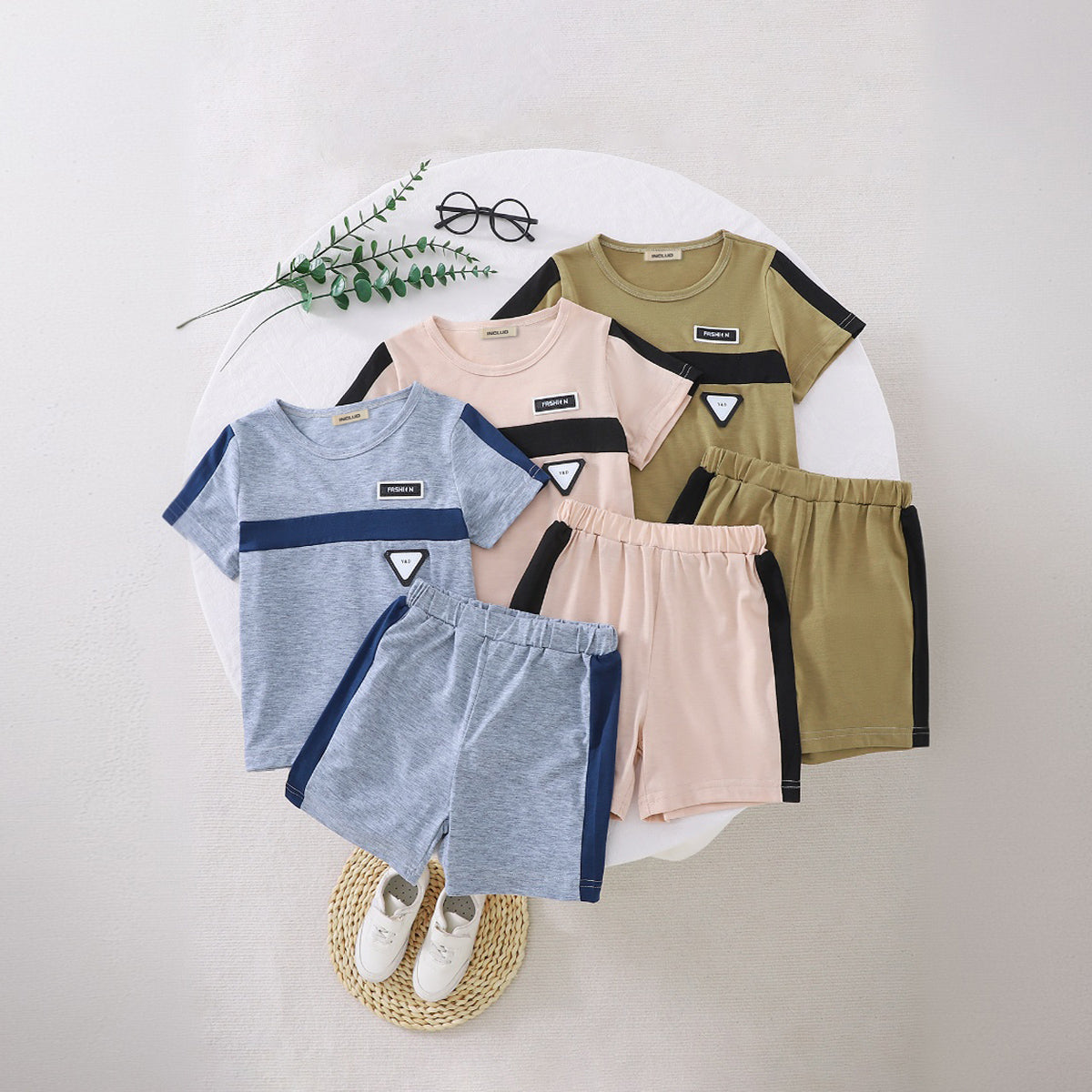 Boys Multicolor Color-blocked T-Shirt With Elasticated Shorts Set ( Pack Of 3 ) 2 pc. Sets Multicolor 3-4 Y