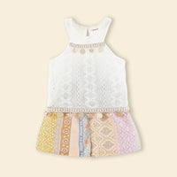 Girls White Lace Halter Top With Printed Shorts Sets Sets