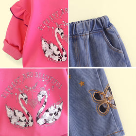 Girls Fuchsia Graphic Ruffled Sweatshirt & Denim Pants Sets Sets