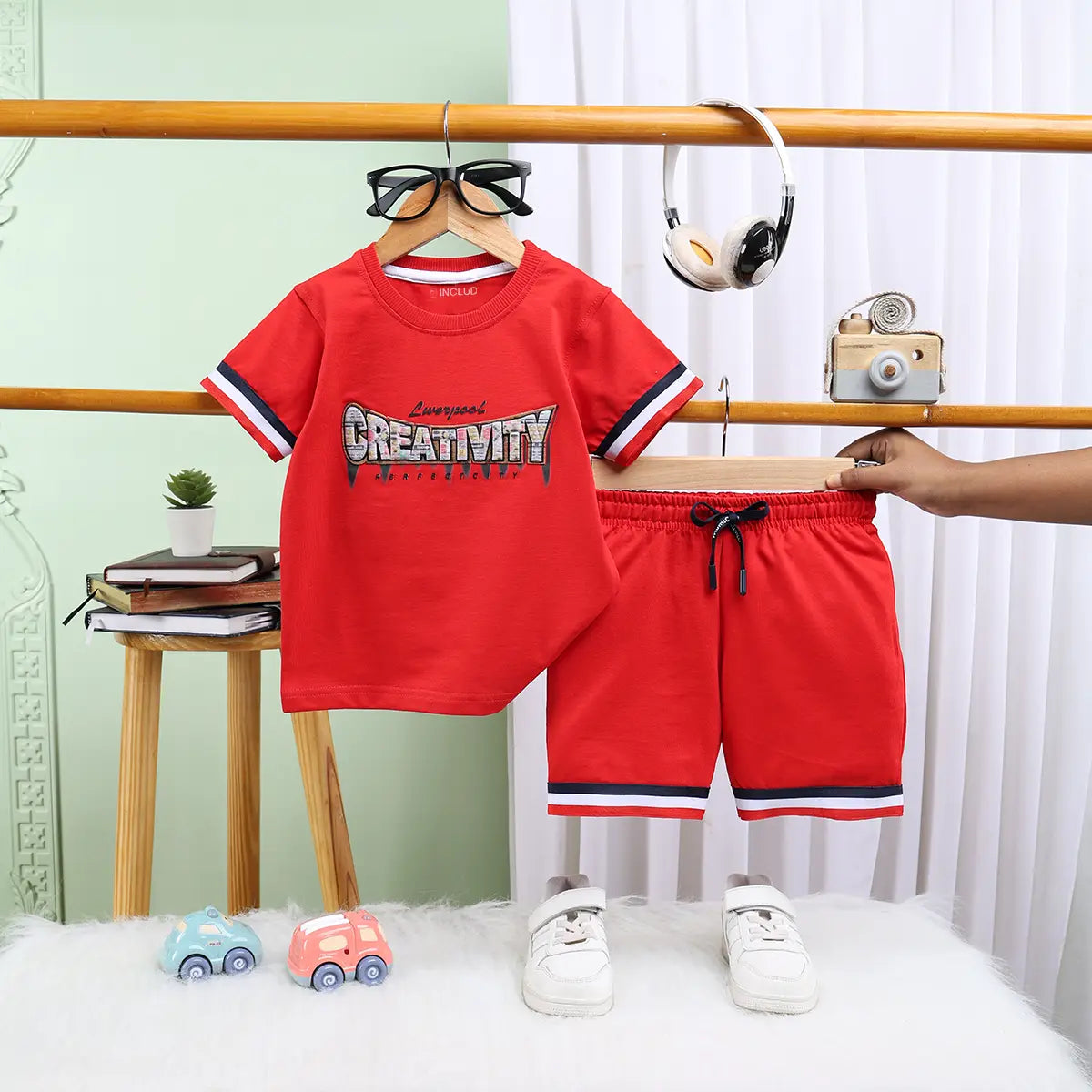 Boys Red Typographic Printed Short Sleeve T-Shirt With Drawstring Shorts Sets Sets