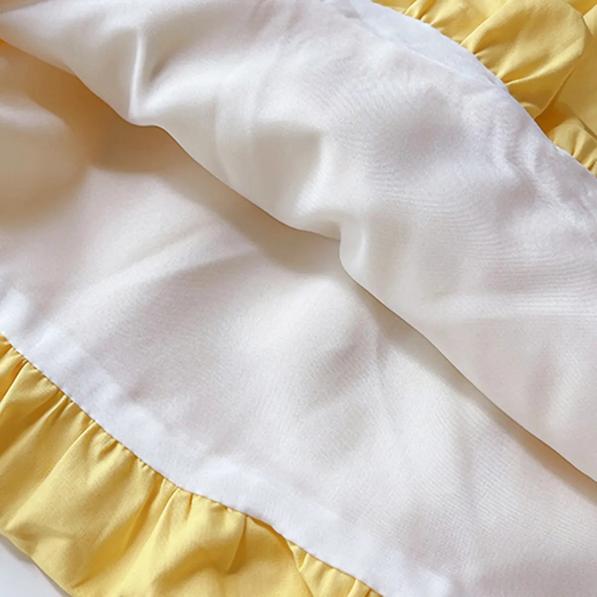 Girls Yellow Bow Applique Sleeveless Balloon Dress Casual Dresses