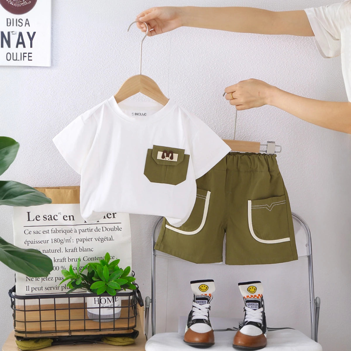 Boys White Solid Short Sleeves T-Shirt With Shorts Set Sets White 1-2 Y