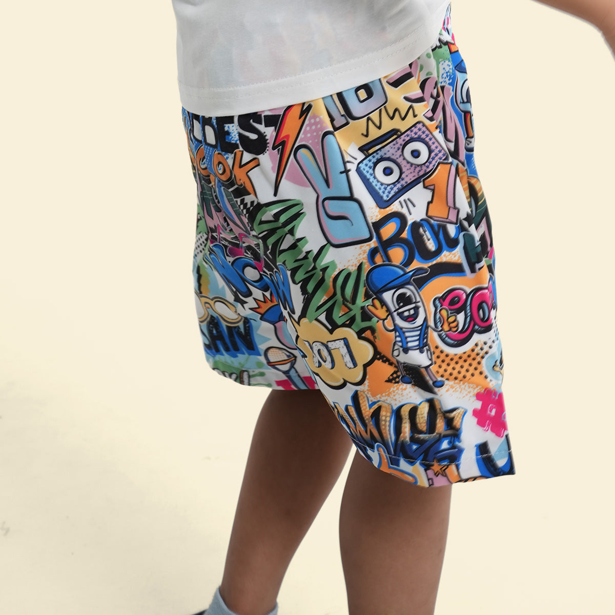 Boys Multicolor Graphic Print Elasticated Shorts Shorts