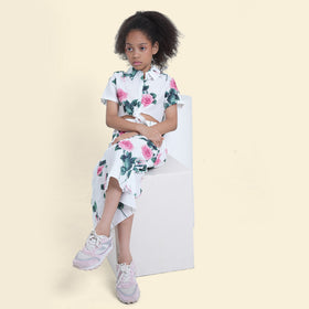 Girls White Floral Printed Sleeveless Net Yoke Dress Casual Dresses