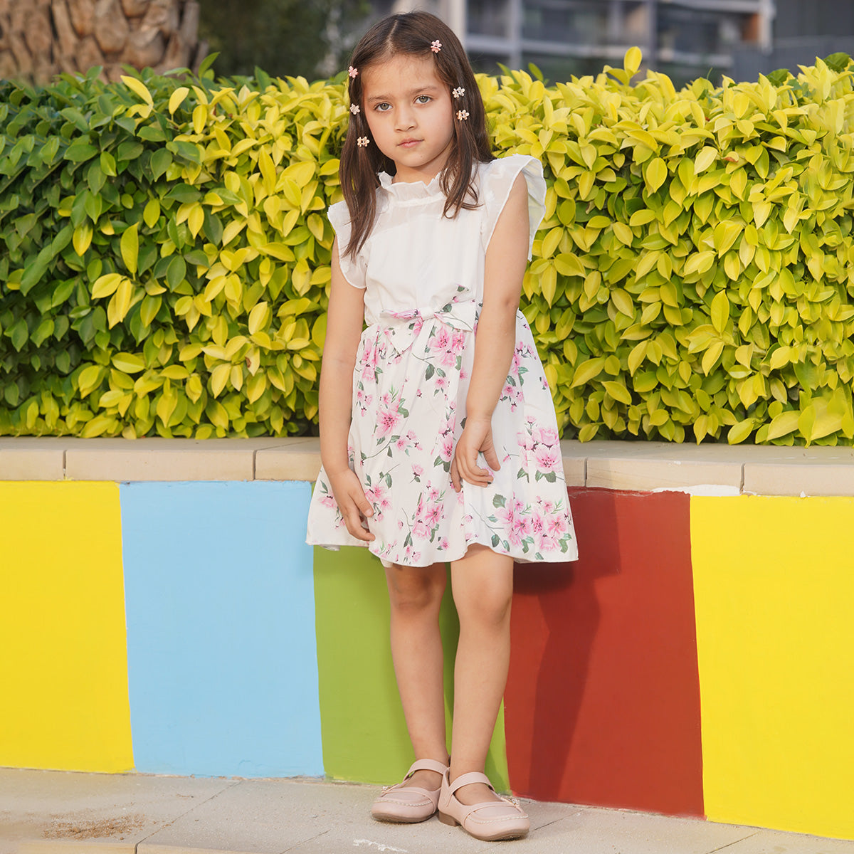 Girls White Floral Printed Fit & Flare Flutter Sleeve Dress Casual Dresses