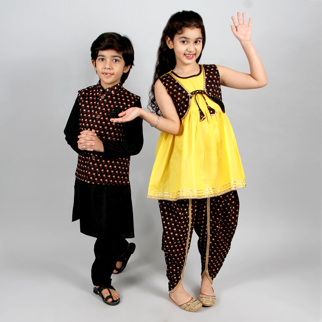 Black Block Printed Kurta-Pyjama with Nehru Jacket & Kurta-Dhoti Sibling Set Siblings Set Black 3-4 Y 3-4 Y