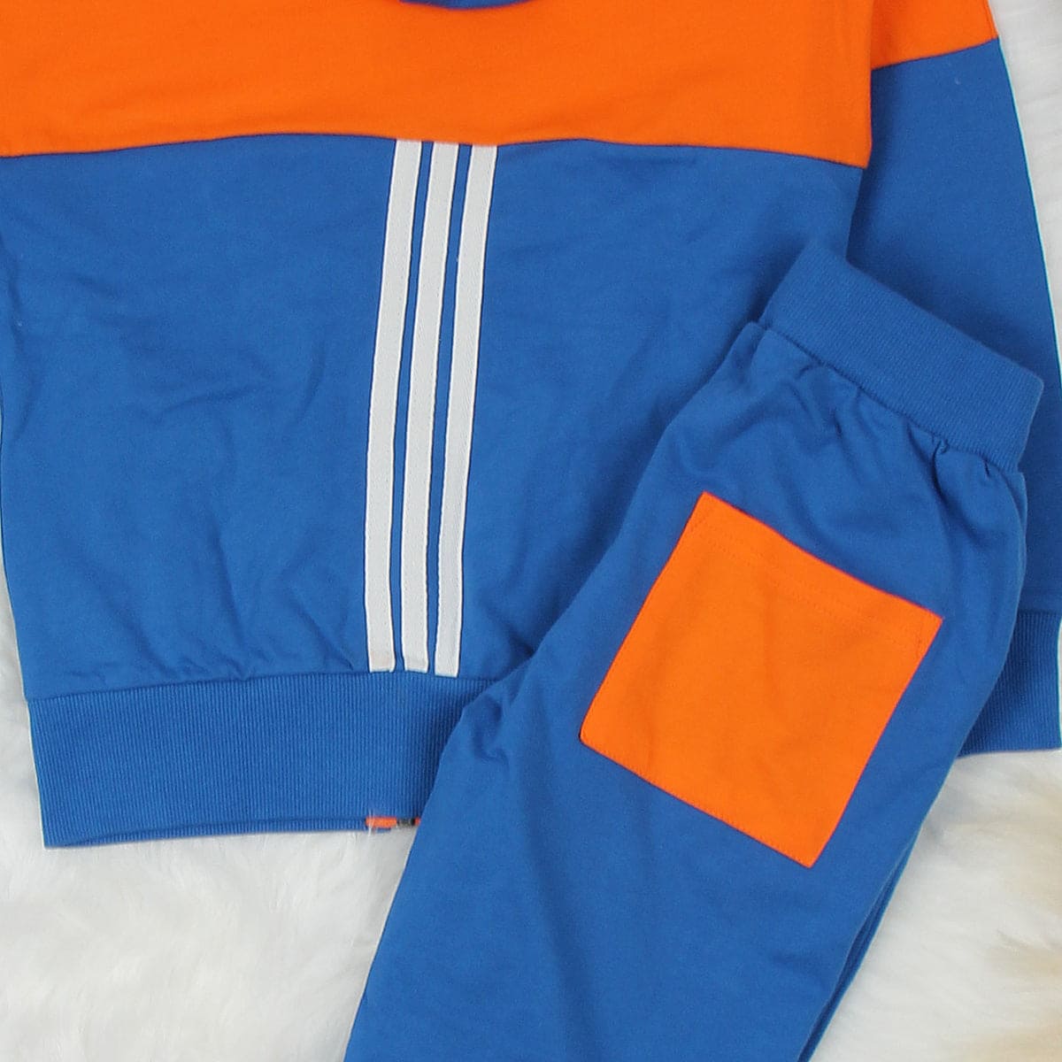 Boys Hooded Sweat Shirt with Track Pant Set Sweatshirts & Hoodies