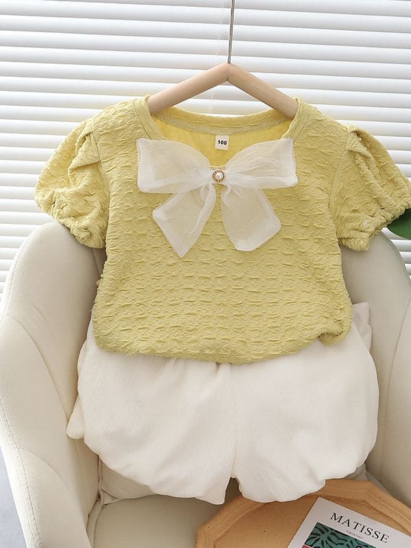 Girls Short Sleeve 3D Bow Top With Elasticated Shorts