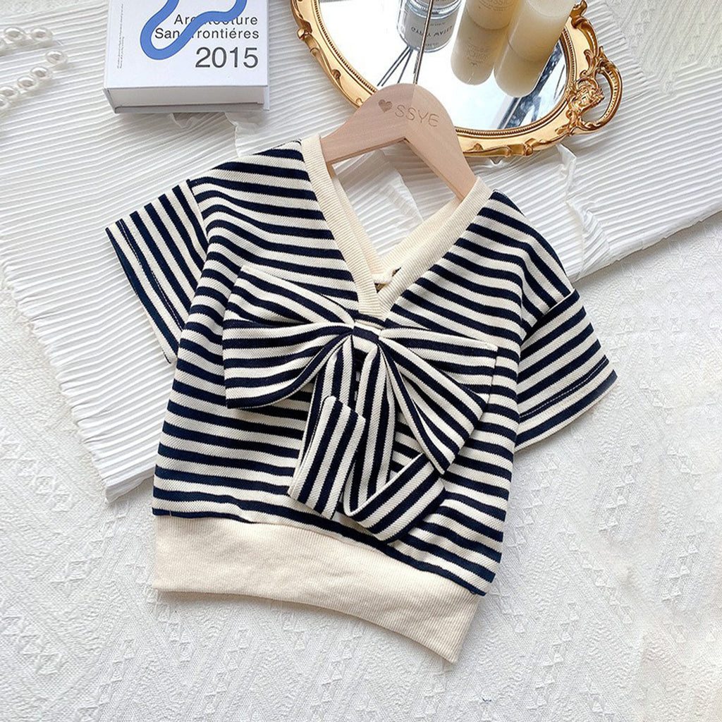 Girls Striped Bow Applique Top With Shorts Sets