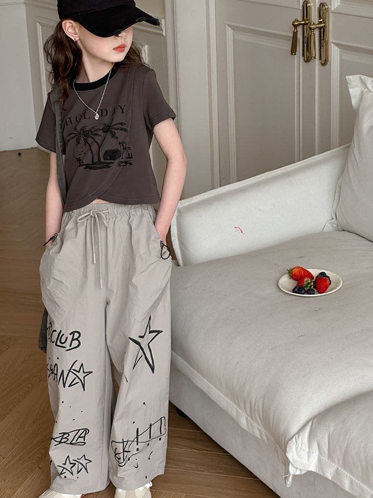 Girls Printed T-Shirt With Straight Pants Set Sets   