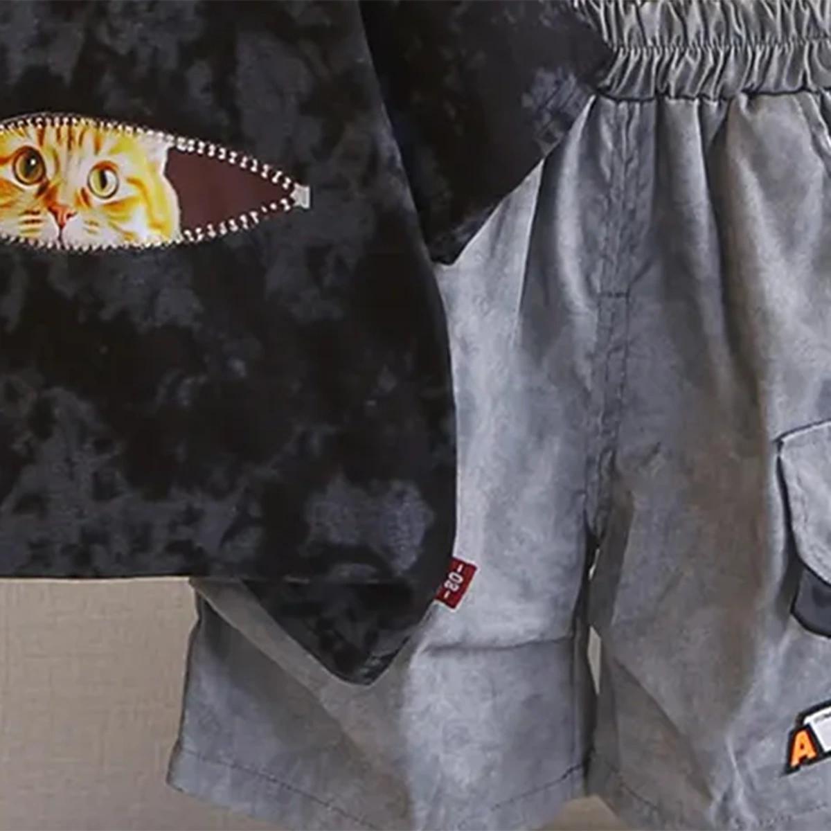 Boys Black Graphics & Tie-dye Printed T-Shirt With Cargo Shorts Sets Sets