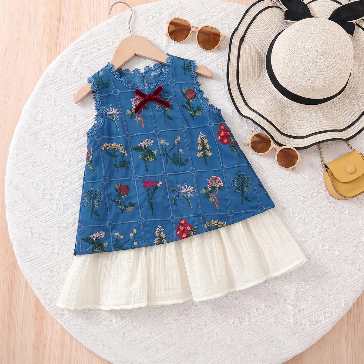 Girls Blue Sleeveless Floral Embroidered A-line Dress Casual Dresses Blue 1-2 Y