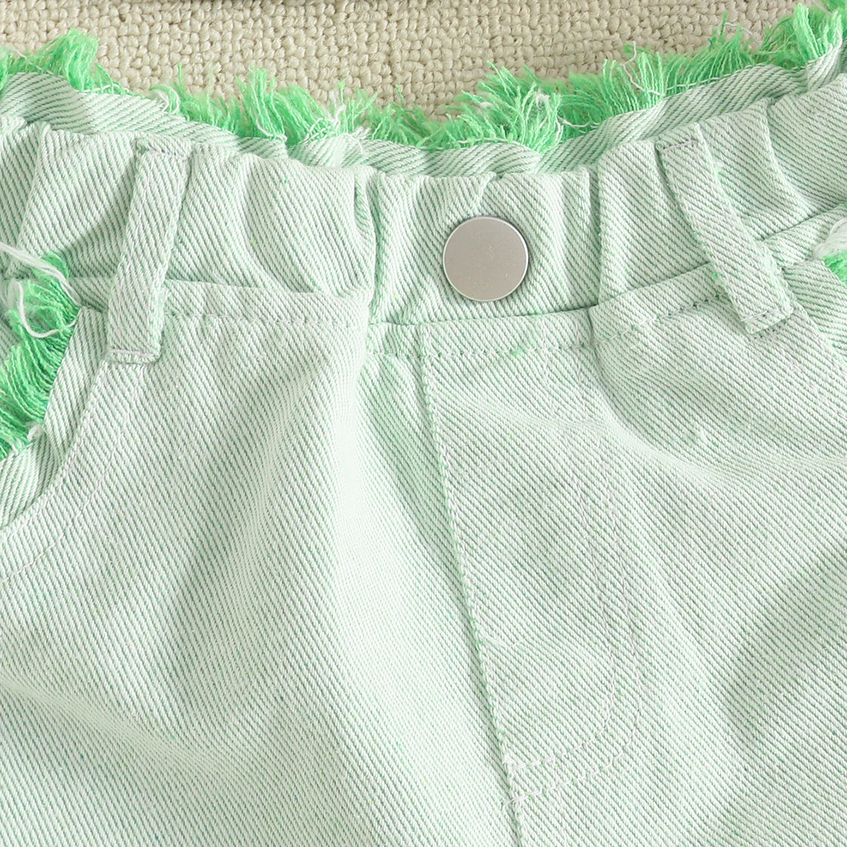 Girls Bow Applique Sleeveless Top With Green Shorts Set Sets