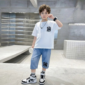 Boys White Printed Drop Shoulder T-Shirt With Denim Capri Sets Sets White 5-6 Y