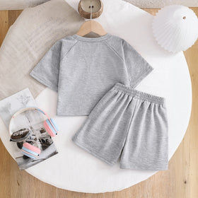 Girls Light Grey Typographic Print Raglan Sleeve T-Shirt With Shorts Sets 2 pc. Sets