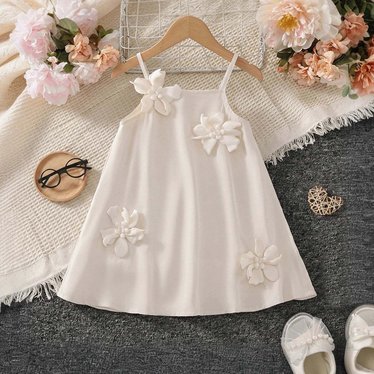Girls Apricot Sleeveless Floral Applique A-line Dress Casual Dresses Apricot 1-2 Y