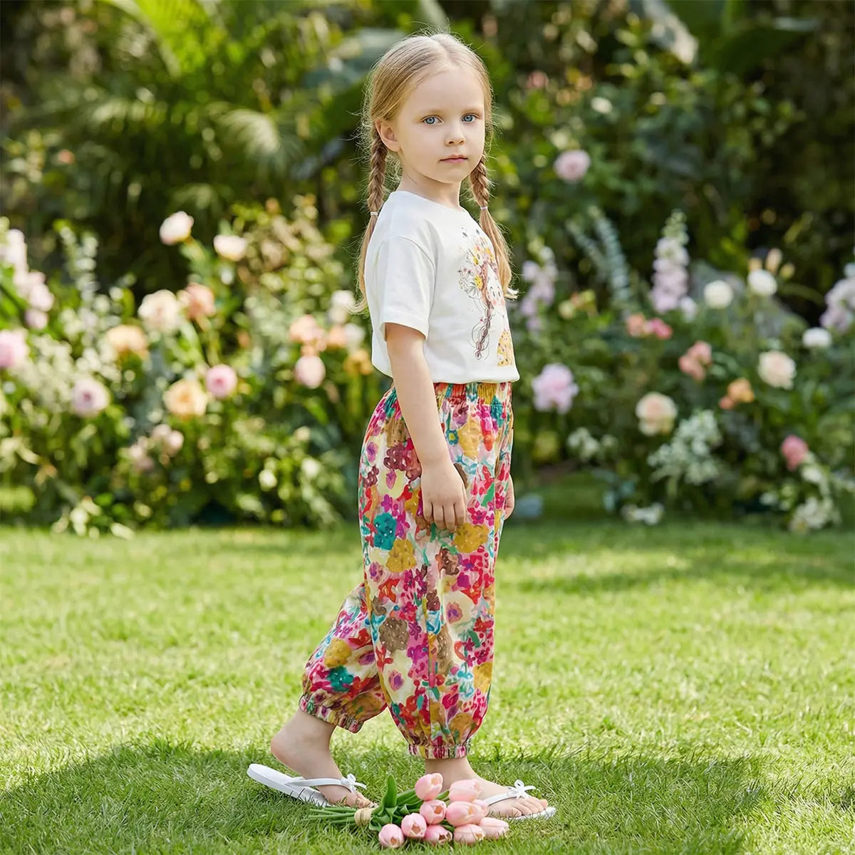Girls Off White Graphics Short Sleeves Top With Printed Elasticated Hem Pants Set Sets