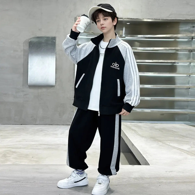 Boys Black Embroidered Sweatshirt With Jogger Sets Sets